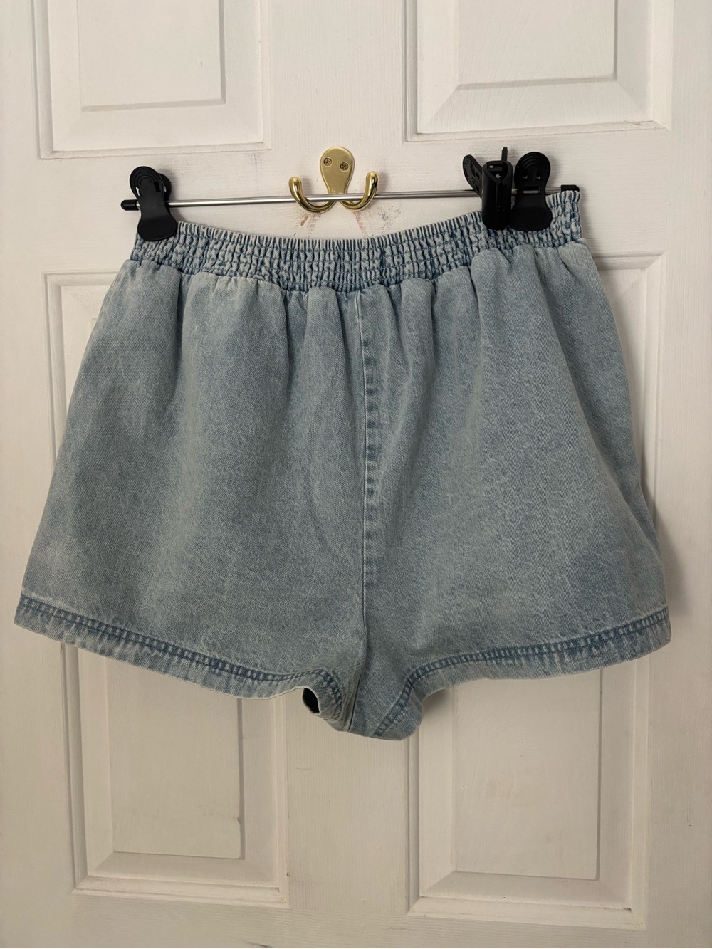Free People Light Wash Elastic Waist Denim Shorts NWOT